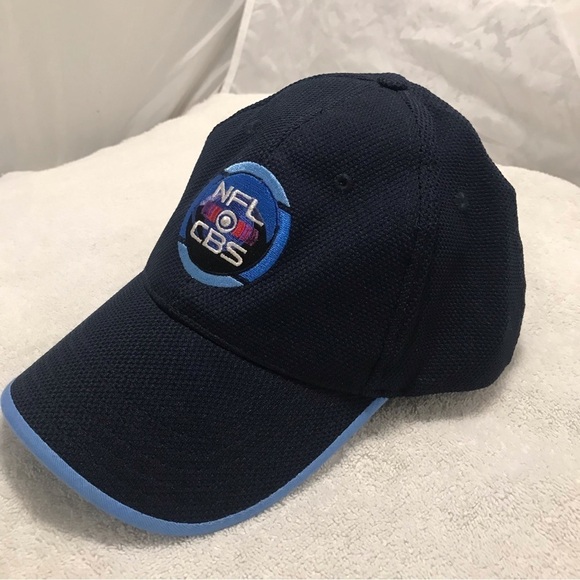 Columbia Sportswear - NFL on CBS Football Adjustable Cap - Picture 9 of 14